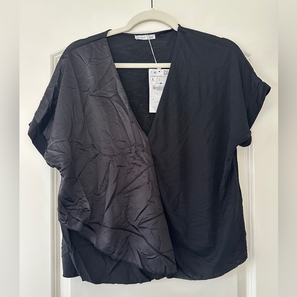 NWT Zara Black V-Neck Blouse - Picture 1 of 4